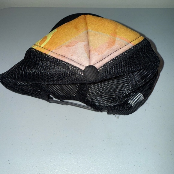 Vintage Quiksilver Sunset Gradient Trucker Hat - Picture 3 of 6